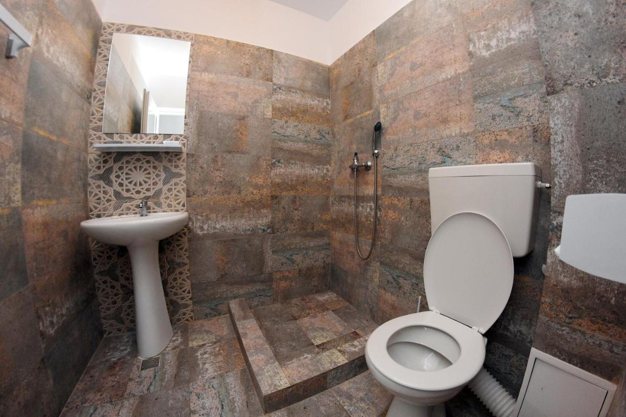 אפורי סוד Hotel Mercur מראה חיצוני תמונה